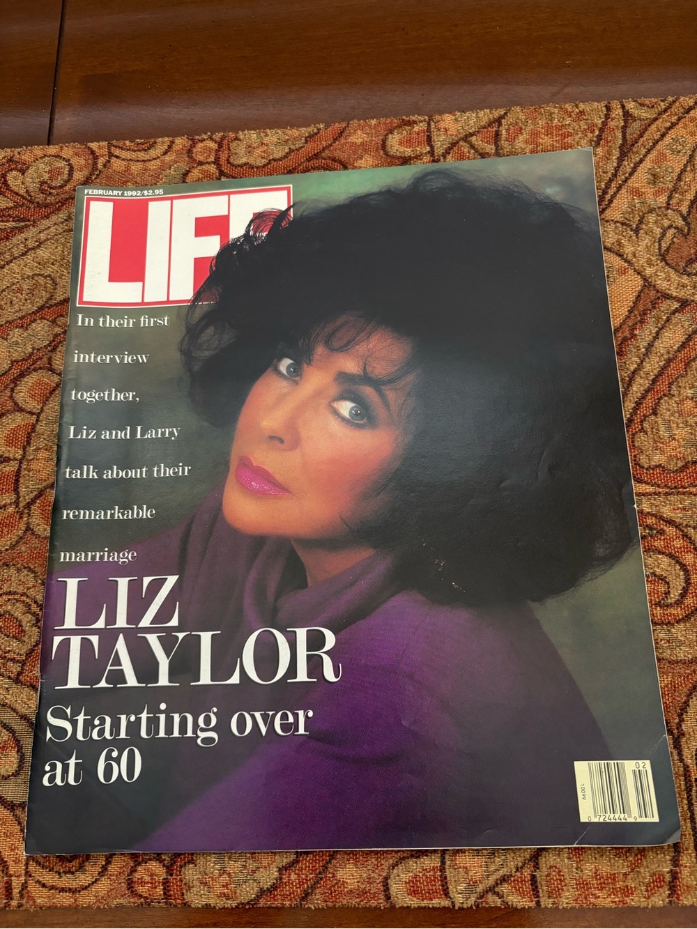 ✨Vintage LIFE Magazine Feb 1992 Elizabeth Taylor 60th Cover Collectible✨